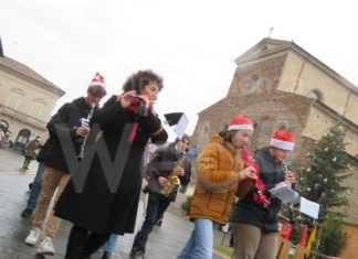 Gli auguri dell’Ente ceramica e del Comune con la ‘Xmas Marching Band’