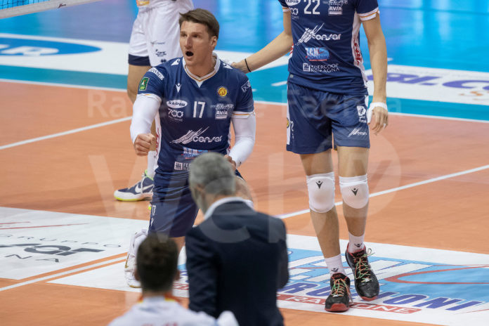 VOLLEY PALLAVOLO. Consar RCM Ravenna - Allianz Milano 2-3.