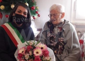 Gli auguri dell’Amministrazione e della Presidente del consiglio comunale Bakkali a Pia Amici che ha compiuto cento anni