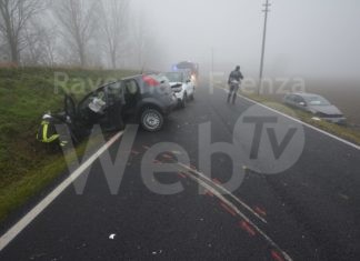 Incidente fra tre auto a Villa Prati: due automobilisti trasportati al Bufalini, il terzo all’ospedale di Lugo
