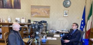 Tempo di bilanci e di auguri: intervista a Massimo Isola, Sindaco del Comune di Faenza | VIDEO