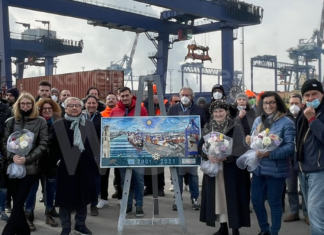 Terminal Container Ravenna compie 20 anni, oggi inaugurato il mosaico celebrativo