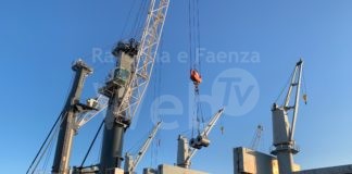 Grazie allo spirito di servizio del proprio personale, Sapir si fa carico di una commessa imprevista e “salva il Natale” di altre Aziende e lavoratori