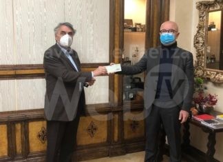 “Si Anelli” sostiene le donne che soffrono: 2.000 euro a favore del Progetto Margherita