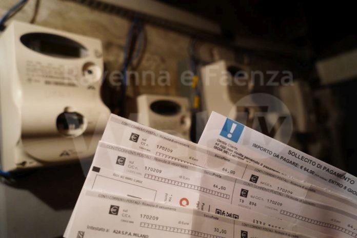 16pol1f01-bollette-225272