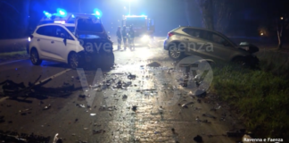 Lido Adriano: frontale fra due auto, tre i feriti tra cui il giocatore della Consar RCM Dimitrov | VIDEO