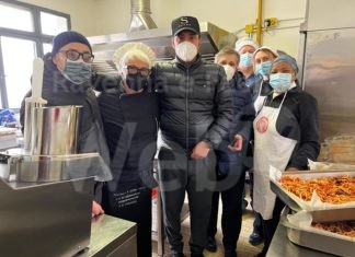 Dona il cibo del Cenone alla Mensa Amica