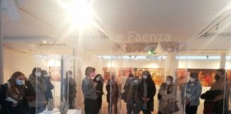 Proseguono al MIC Faenza le visite guidate gratuite alla mostra “Gioia di ber”