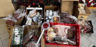 Controllo della Polizia locale in una macelleria: sequestrati oltre 65 chili di merce avariata