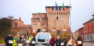 Lugo: i “Progetti del Cuore” donano un Fiat Doblò attrezzato per il trasporto disabili all’Auser provinciale