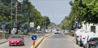 Lavori ai passaggi a livello della linea Faenza-Firenze: cambia la viabilità