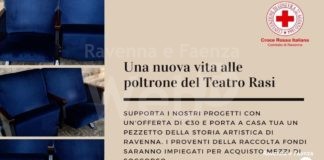Le vecchie poltrone del Rasi per la raccolta fondi del nuovo mezzo di soccorso della Croce Rossa | VIDEO