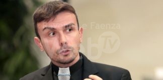 Don Luigi Maria Epicoco a Ravenna il prossimo 10 aprile. Suo il monologo sull’ “inutilità dei preti” che sta facendo il giro del web