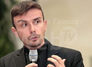 Don Luigi Maria Epicoco a Ravenna il prossimo 10 aprile. Suo il monologo sull’ “inutilità dei preti” che sta facendo il giro del web