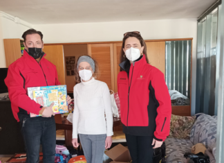 Giochi donati ai bambini della casa famiglia di via Torre