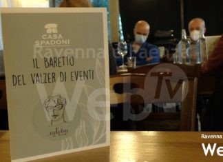 Un corso per insegnare come accogliere i clienti, peculiarità romagnola, che sta però scomparendo | VIDEO