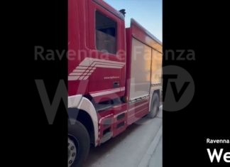 Ultima Ora: Gravissimo incidente a Faenza, pullman investe una persona | VIDEO