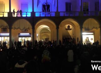 Presidio e concerto per la pace in Ucraina a Faenza | VIDEO