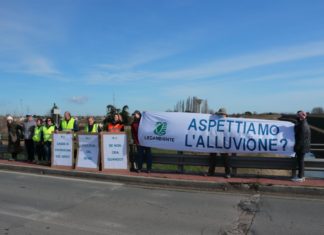Legambiente ha partecipato al flashmob per la realizzazione delle casse di espansione e ciclovia del Senio