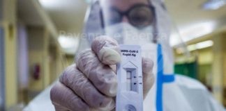 Covid, bollettino settimanale: Diminuiscono i casi di positività. Ancora 120 gli operatori sospesi