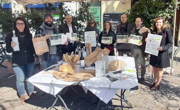 Foto di Gruppo Amministratori- Associazioni categoria-Responsabili Hera + GREEN BOOK