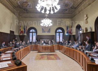 Rigassificatore: Ravenna chiede sconti in bolletta e più compensazioni di Piombino