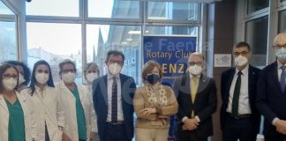 Donato un nuovo ecografo palmare dal Rotary Club Faenza e Rotary International