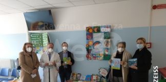Donati libri alla Pediatria di Ravenna, Faenza e Lugo dal ricavato di un evento benefico svoltosi al Teatro Socjale di Piangipane