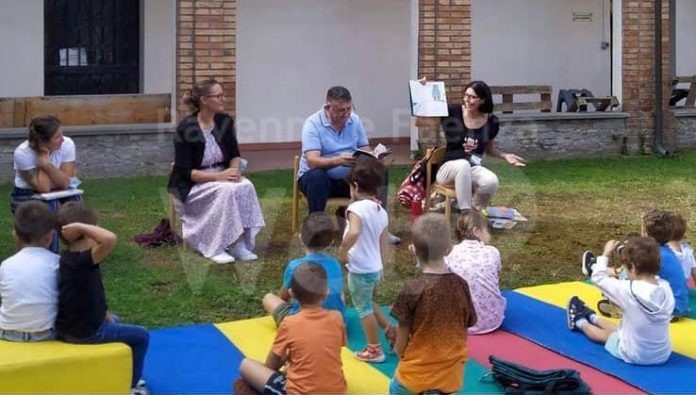 lettura chiostro biblioteca