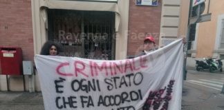 La Comune e Rete Antifascista Ravenna: “allontanato dalla sala un nostro compagno”