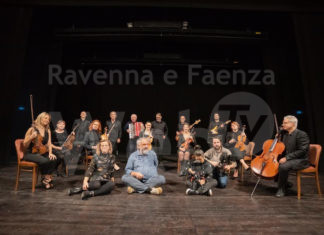 Bagnacavallo: Musica e parole in una serata sulla pace al Goldoni