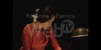 Teatro Masini: Il Cinema della Verità presenta “Vita agli arresti di Aung San Suu Kyi” di Marco Martinelli, con Ermanna Montanari