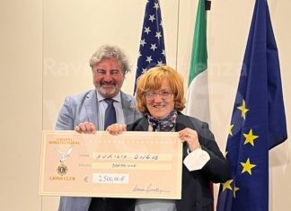 Lions Club Ravenna Romagna Padusa dona 2.500 euro a Auxilia Onlus