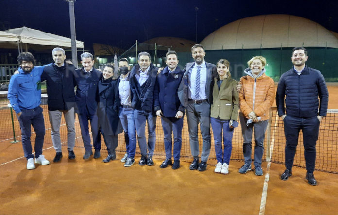 Il nuovo consiglio direttivo del Tennis Club Faenza