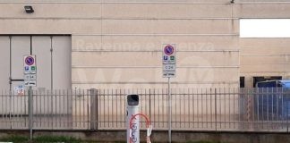 Fusignano: è entrata in funzione una nuova colonnina per la ricarica elettrica