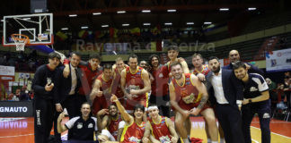 Basket: OraSì espugna l’Unuiero Arena e vince il derby contro Forlì 81-83