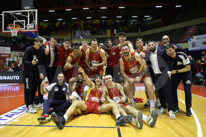 RAVENNA 10/O4/22. BASKET. Unieuro Forli - OraSì Ravenna.