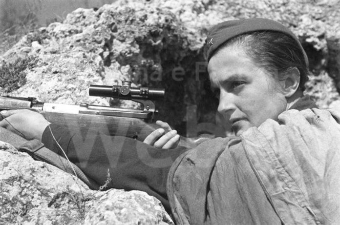 Pavlichenko_in_a_trench