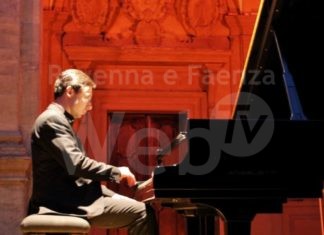 Il pianista Alexander Korbin al Teatro Alighieri