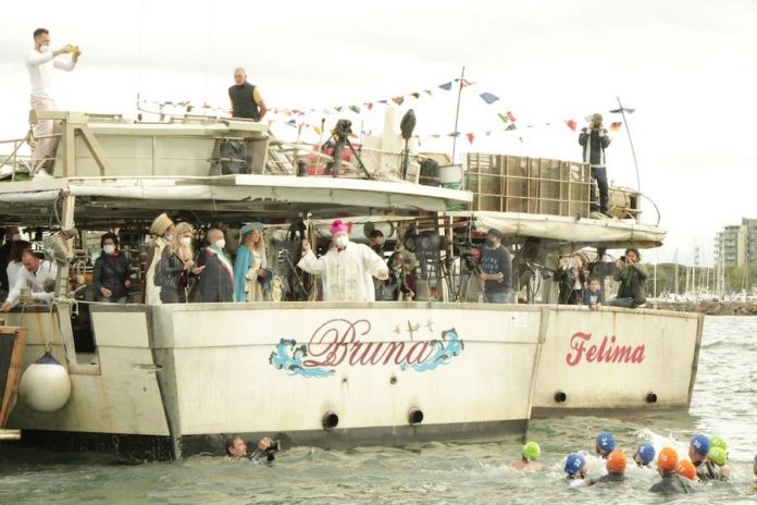 cervia-sposalizio del mare -cerimonia in mare ridJPG