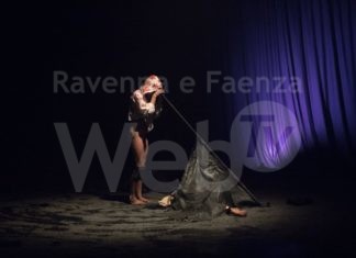 I Motus ospiti de La Stagione dei Teatri di Ravenna con “Tutto brucia”