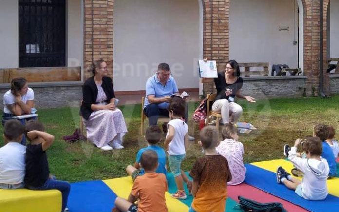 lettura chiostro biblioteca