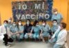 “Io mi vaccino”. Un pannello donato all’Hub di Ravenna realizzato dai ragazzi della scuola media