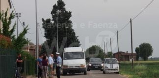 Godo: Scontro furgone contro bici, undicenne trasportato al Bufalini