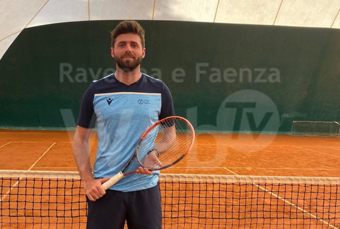 Edoardo Pompei capitano giocatore del Tennis Club Faenza - Serie B2 2022