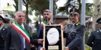 Cerimonia di commemorazione del centenario della nascita del finanziere Nizzardi Solitari