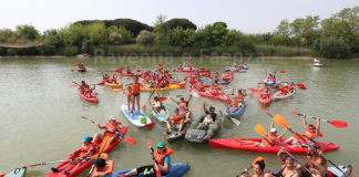 Un fiume di gente. Successo annunciato per la discesa dei Fiumi Uniti