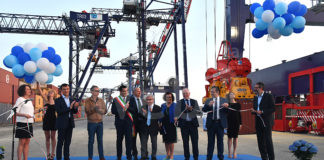 Terminal Container Ravenna ha inaugurato ieri la nuova gru e festeggiato vent’anni di attività