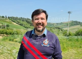 De Carli (Pdf) difende Carnicella: “Il centrosinistra si sciacqui la bocca. Sono i primi ad offendere le donne”