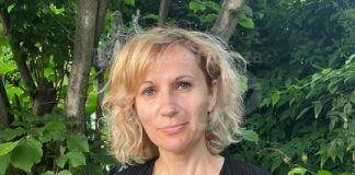 Fra i premi per il Ravenna Cross Triathlon anche una specifica “Fata” dell’artista Cristina Polacchini